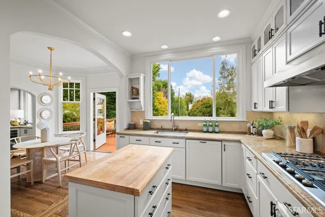 $3,995,000 | 2270 Beach Street, San Francisco, CA 94123