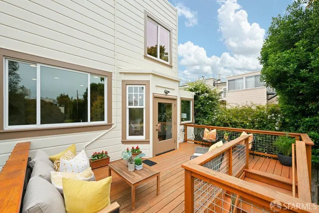 $3,995,000 | 2270 Beach Street, San Francisco, CA 94123