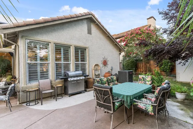$1,125,000 | 230 Hawkcrest Circle, Sacramento, CA 95835