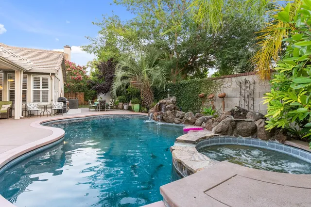 $1,125,000 | 230 Hawkcrest Circle, Sacramento, CA 95835