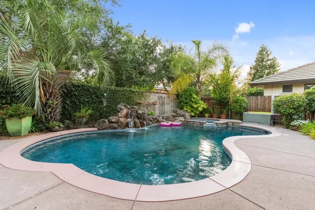 $1,125,000 | 230 Hawkcrest Circle, Sacramento, CA 95835