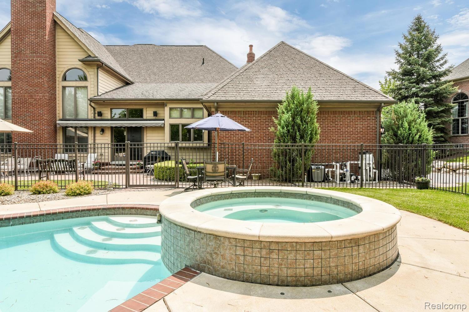 661 Langley Rd Rochester Hills-large-063-66-661 Langley Rd Rochester Hills-1500x1000-72dpi.jpg