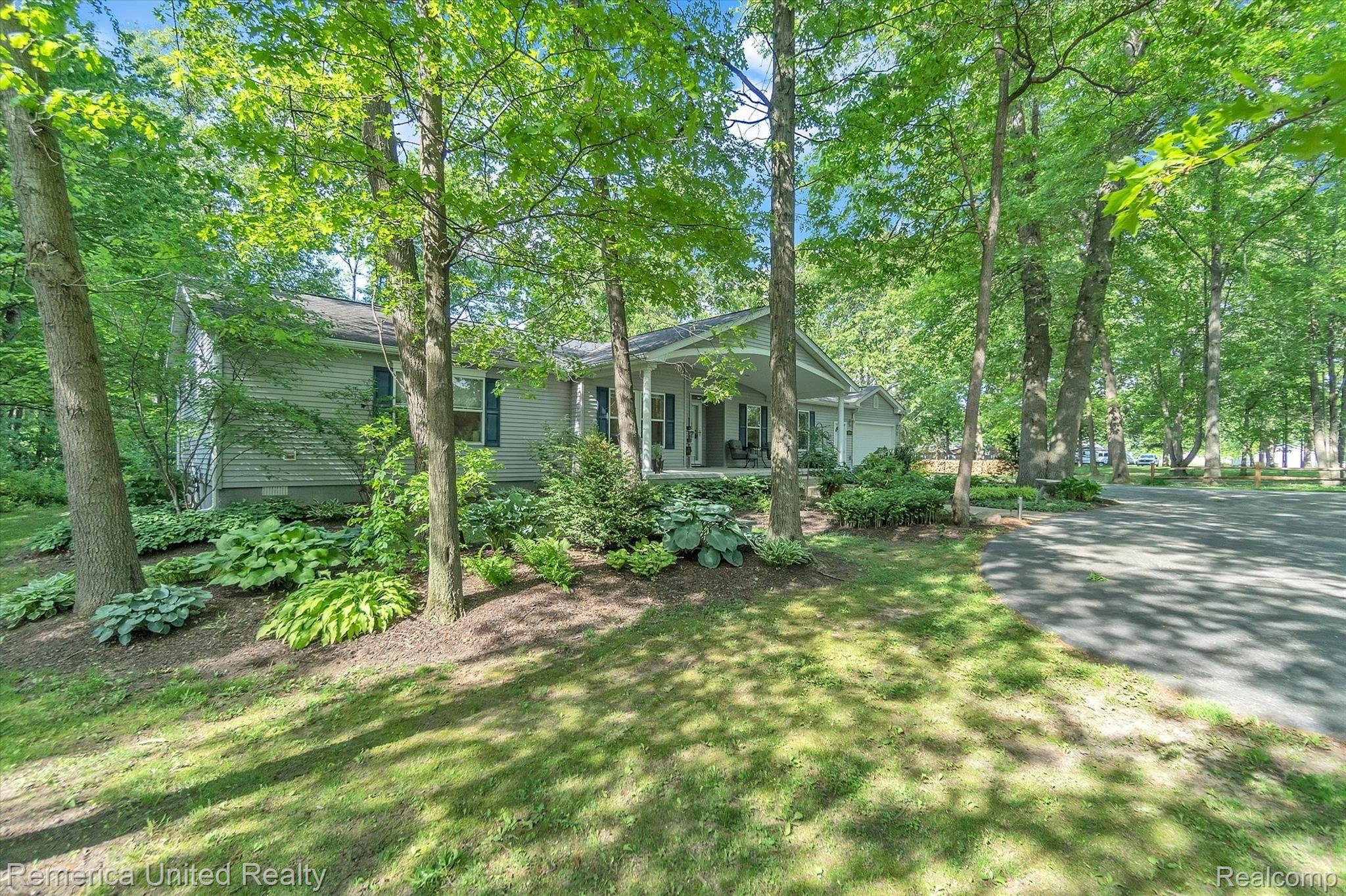 38048 Herman Street Romulus, MI 48174 - Photo 3 of 38 02-38048-Herman-St-WindowStill-Real-Estate-Photography-2.jpg