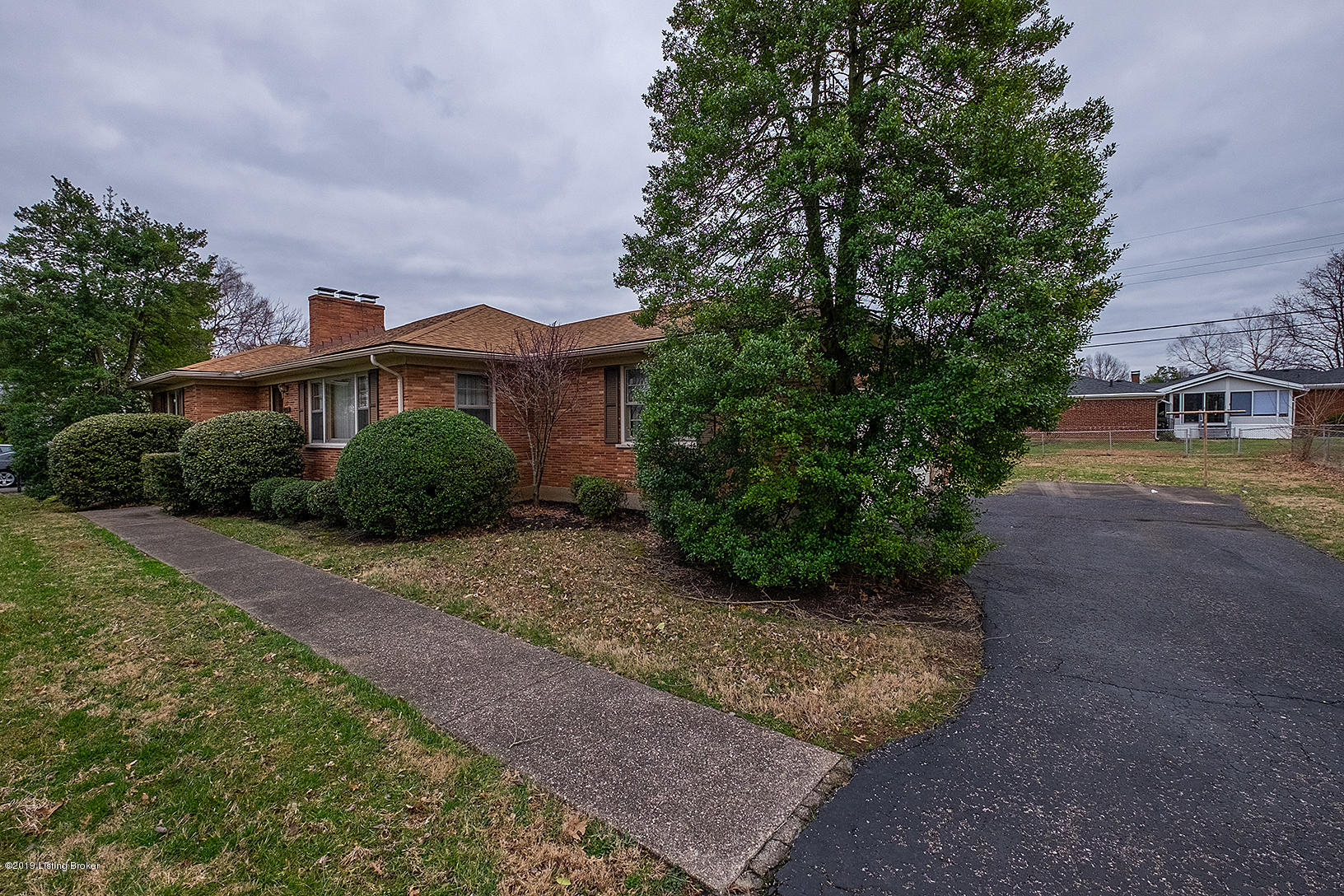4803 Clarmar Road Louisville, KY 40299 - Photo 41 of 45 4803_clarmar_road_jeffersontown_ky_40299