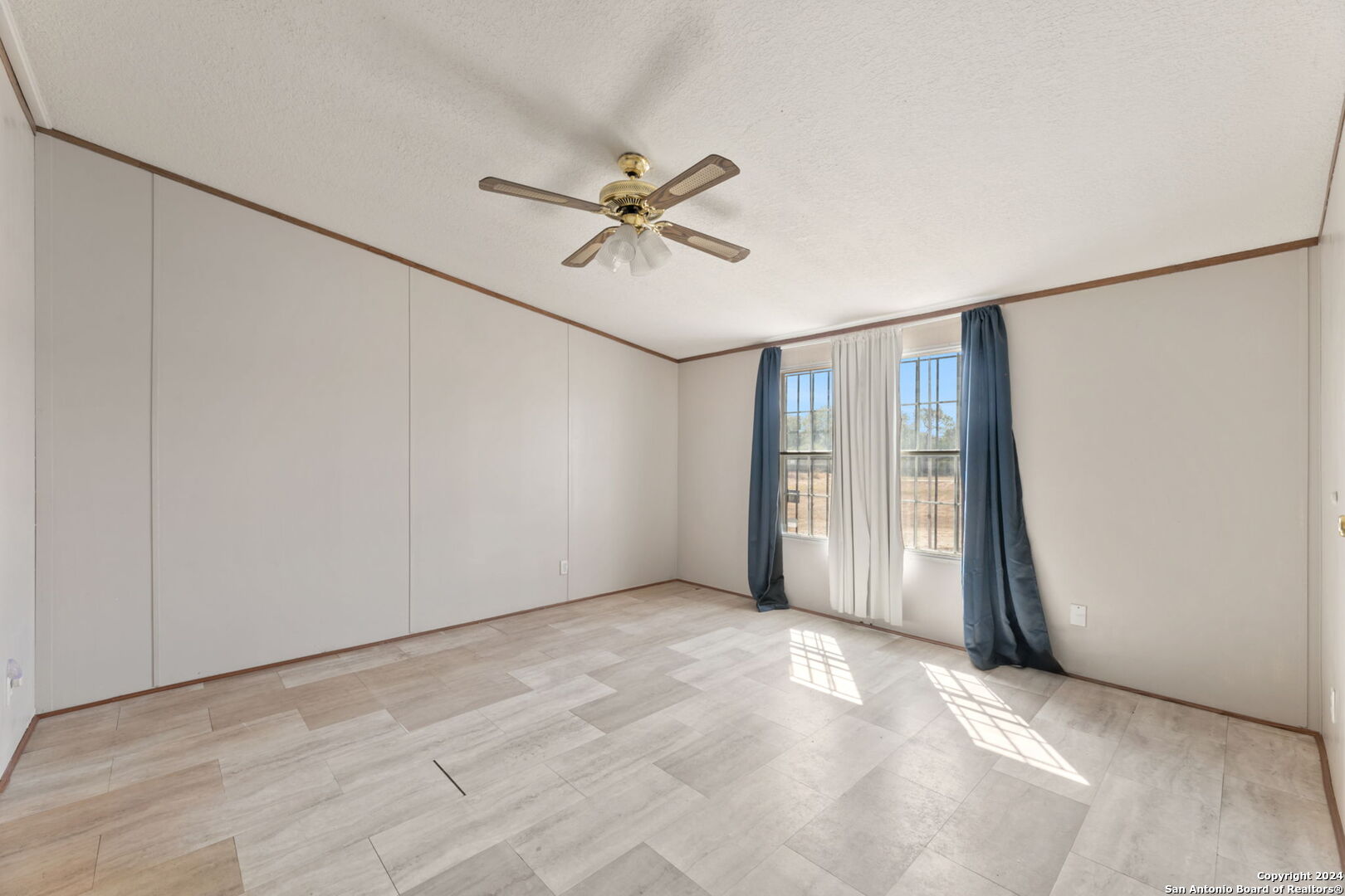 337 County Road 2518 Moore, TX 78057 - Photo 25 of 34