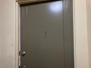 1148 Briarcliff Road Northeast, Unit 1 Atlanta, GA 30306 - Photo 21 of 33 a bathroom with a shower