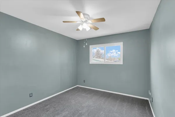 $169,900 | 1937 Blackthorn Drive, Unit 1937, Champaign, IL 61821