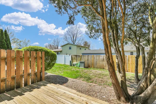 $169,900 | 1937 Blackthorn Drive, Unit 1937, Champaign, IL 61821