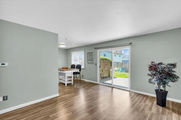 $169,900 | 1937 Blackthorn Drive, Unit 1937, Champaign, IL 61821