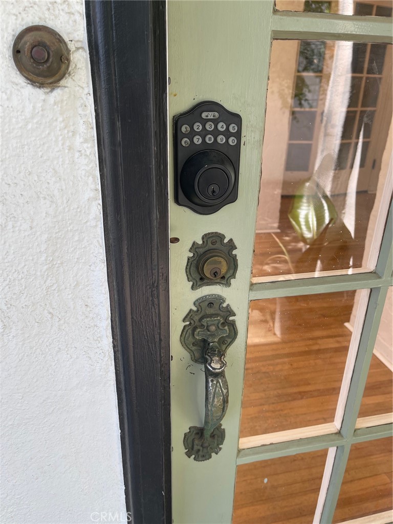 4333 Beatty Drive Riverside, CA 92506 - Photo 18 of 22 Combo Lock