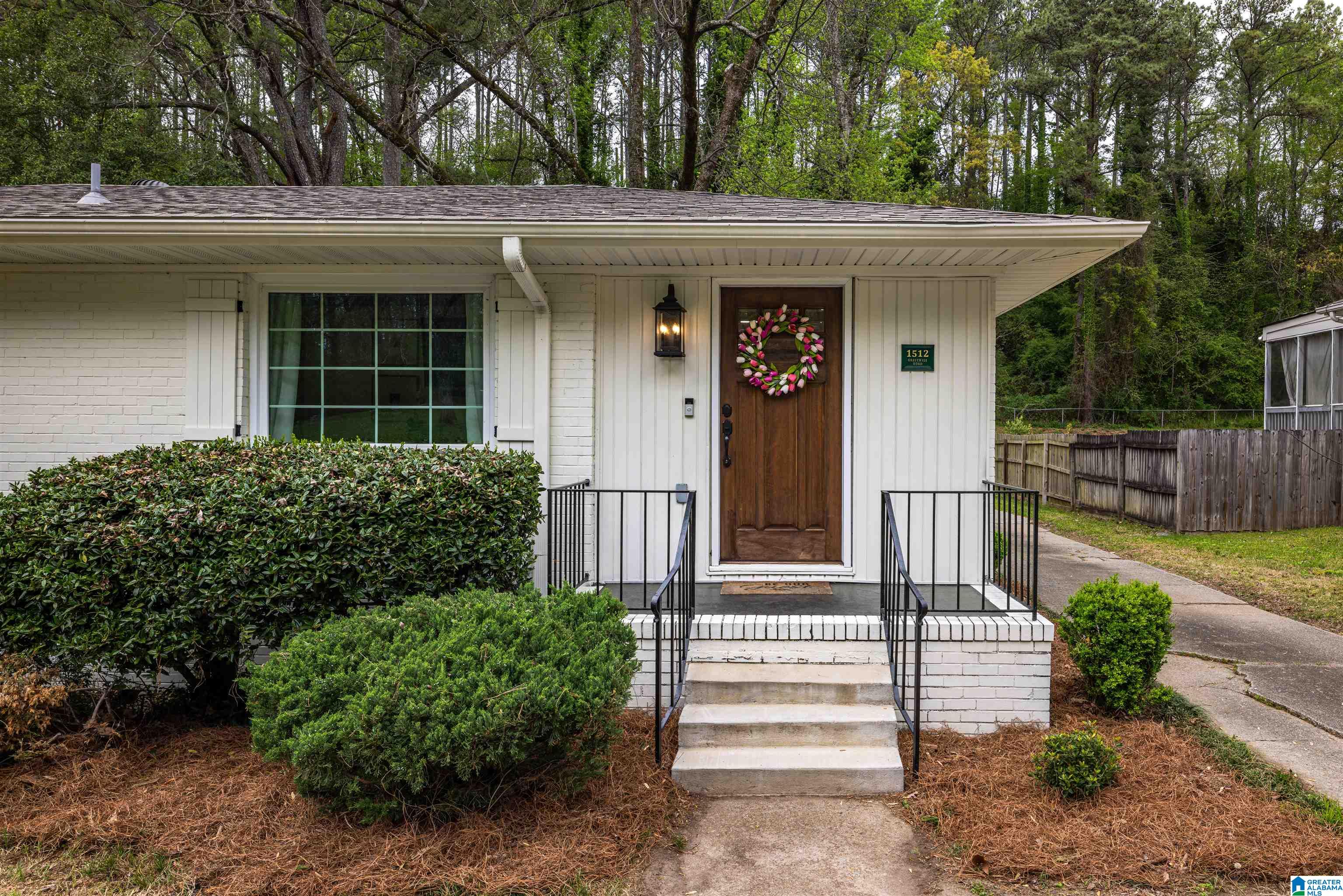 1512 Cresthill Road Birmingham, AL 35213 - Photo 4 of 38