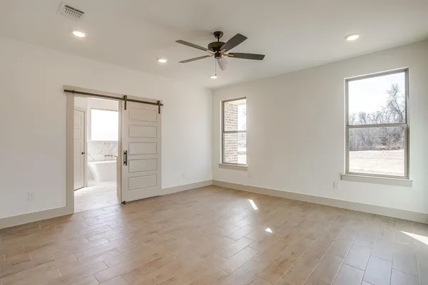$524,900 | 201 Kilkenny Road, Poolville, TX 76487