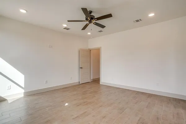 $524,900 | 201 Kilkenny Road, Poolville, TX 76487