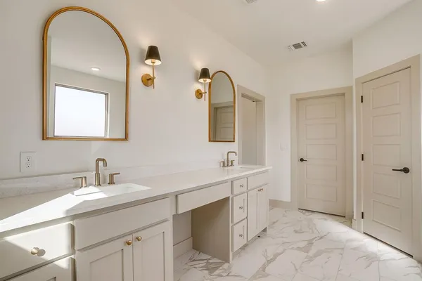 $524,900 | 201 Kilkenny Road, Poolville, TX 76487