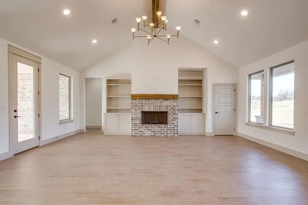 $524,900 | 201 Kilkenny Road, Poolville, TX 76487