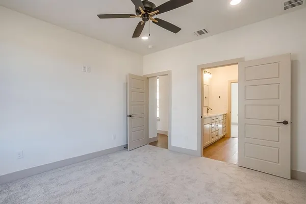 $524,900 | 201 Kilkenny Road, Poolville, TX 76487