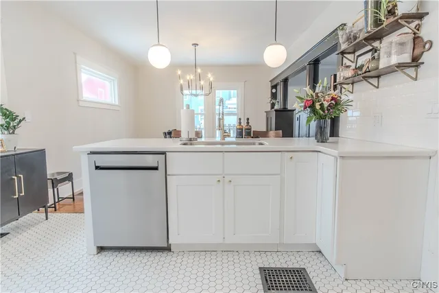 $275,000 | 164 South Main Street, Rutland, NY 13612