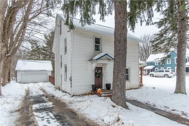 $275,000 | 164 South Main Street, Rutland, NY 13612