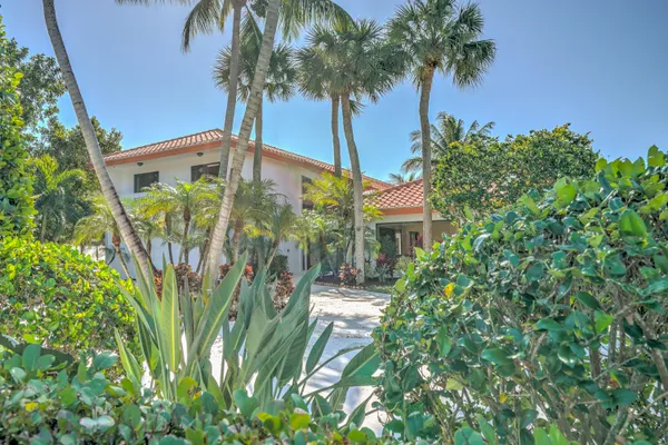 $7,500 | 5730 Vista Linda Lane, Boca Raton, FL 33433