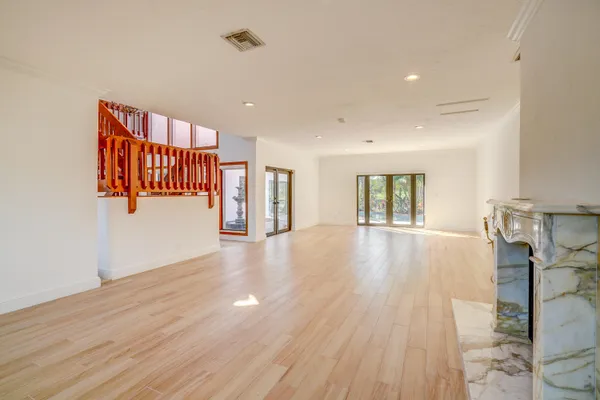 $7,500 | 5730 Vista Linda Lane, Boca Raton, FL 33433