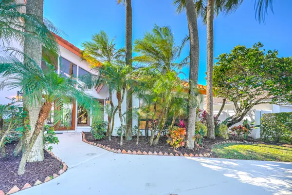 $7,500 | 5730 Vista Linda Lane, Boca Raton, FL 33433