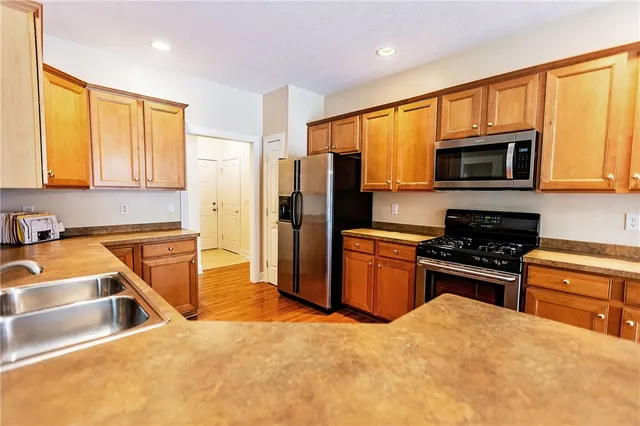 $419,900 | 18 Peaceful Harbor Lane, Penfield, NY 14580