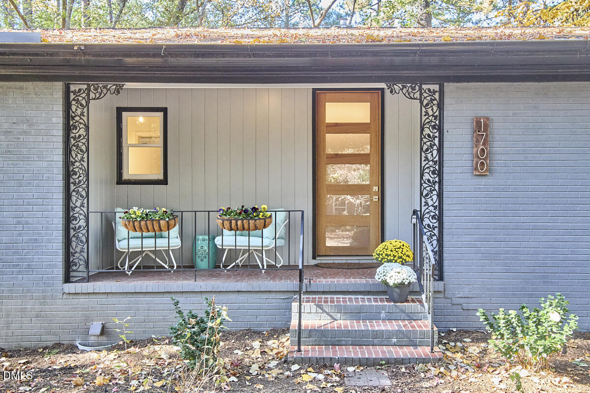 1700 Rosedale Avenue Durham, NC 27707 - Photo 7 of 59 009