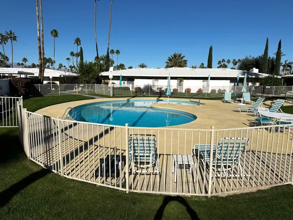 $2,975 | 2210 South Calle Palo Fierro, Unit 37, Palm Springs, CA 92264