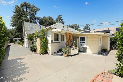 $1,299,000 | 2120-2122 Navarro Avenue, Altadena, CA 91001