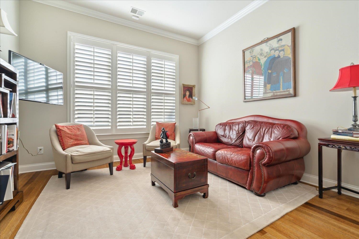 5140 Shady Grove Road Memphis, TN 38117 - Photo 24 of 39 a living room with furniture and a large window