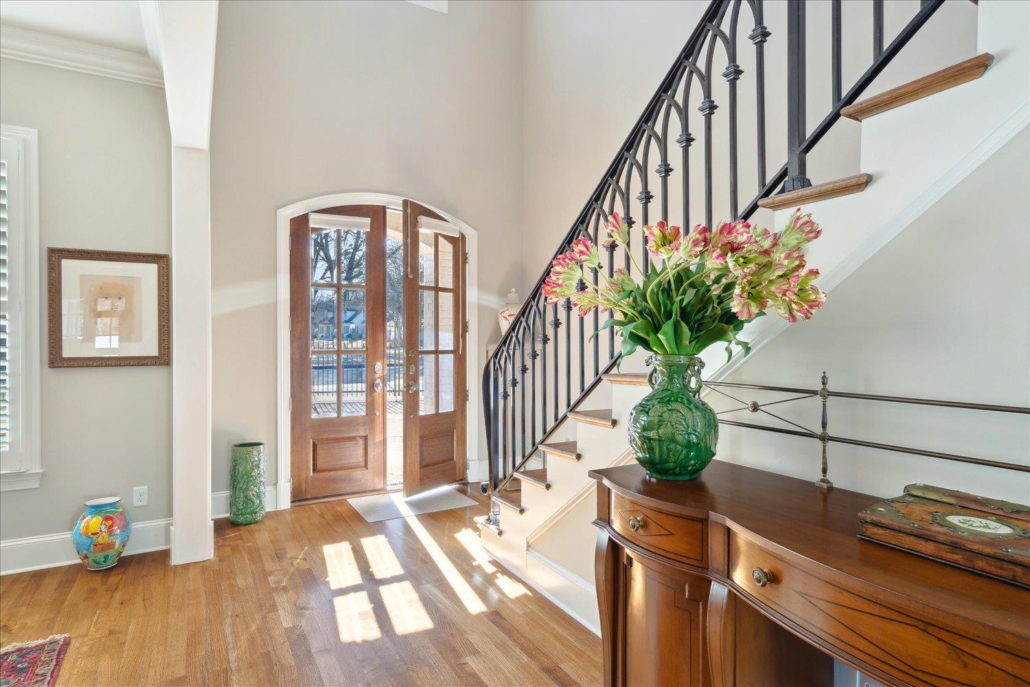 5140 Shady Grove Road Memphis, TN 38117 - Photo 4 of 39 a view of entryway with wooden floor