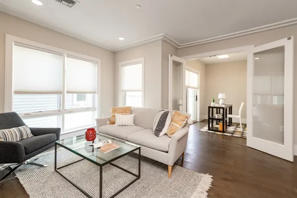 $799,000 | 214 Market Street, Unit 201, Boston, MA 02135