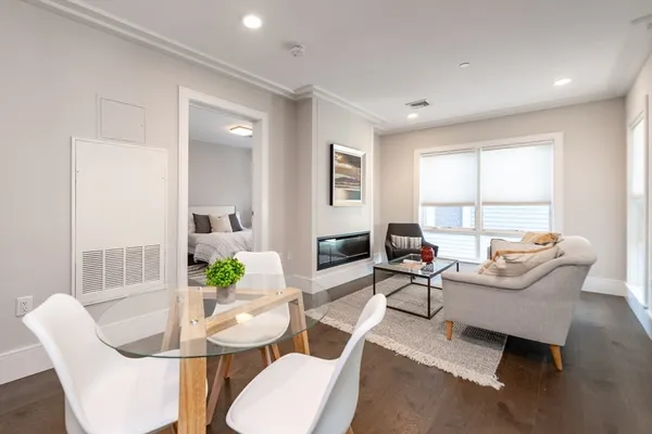 $799,000 | 214 Market Street, Unit 201, Boston, MA 02135