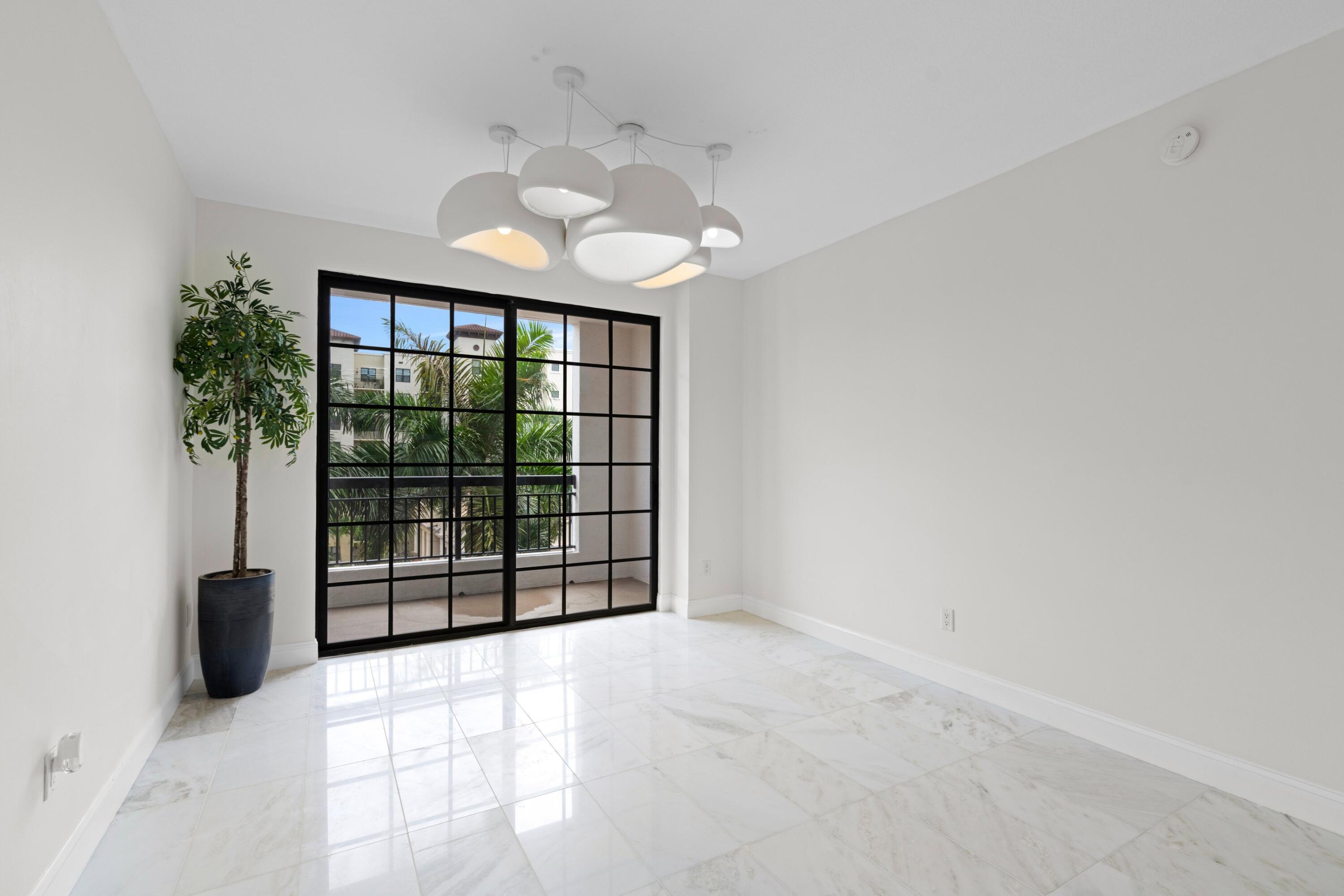 233 South Federal Highway, Unit 405 Boca Raton, FL 33432 - Photo 6 of 45 Living Room