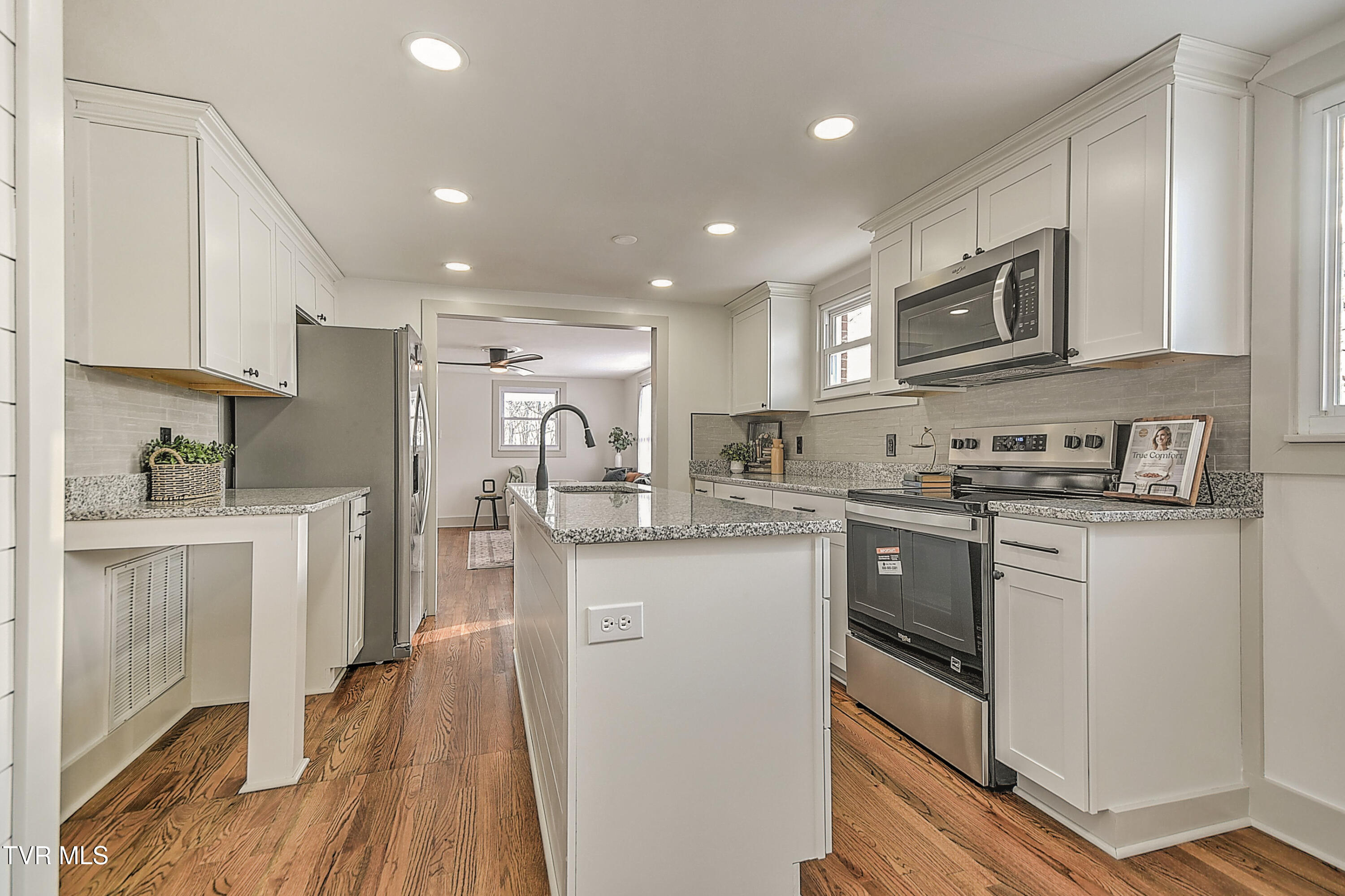 31401 Old Saltworks Road Meadowview, VA 24361 - Photo 11 of 42 Old Saltworks KB-14