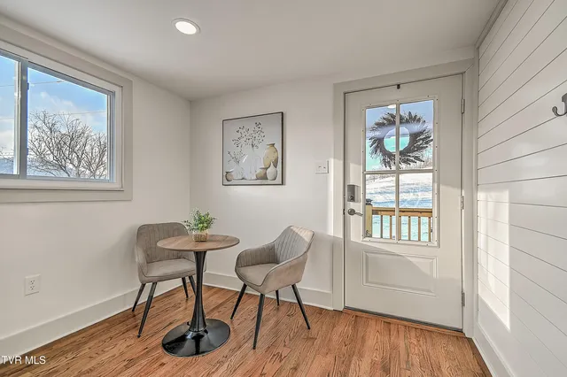 $225,000 | 31401 Old Saltworks Road, Meadowview, VA 24361