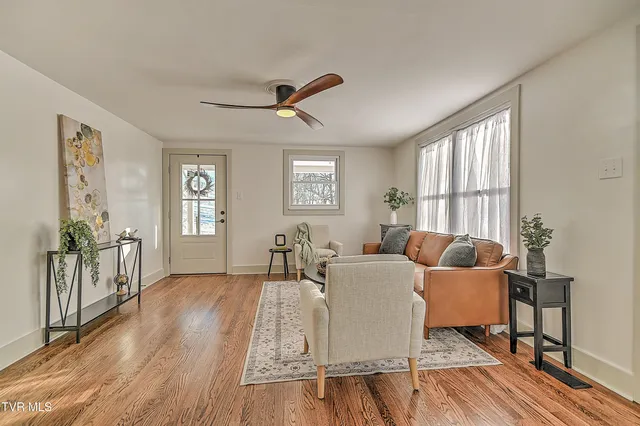 $225,000 | 31401 Old Saltworks Road, Meadowview, VA 24361