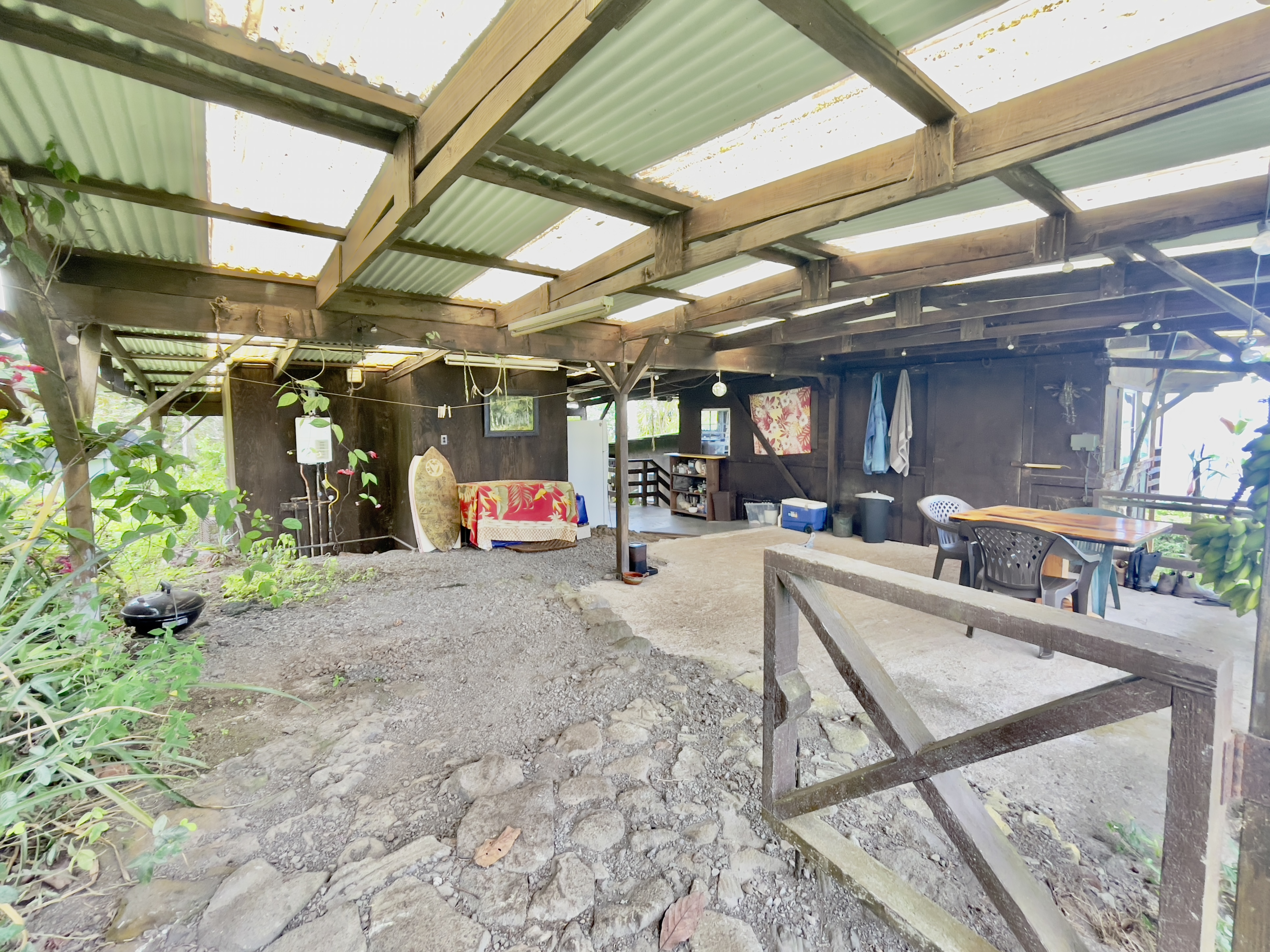 84-539 Telephone Exchange Road Captain Cook, HI 96704 - Photo 7 of 30 a view of parking garage with cars