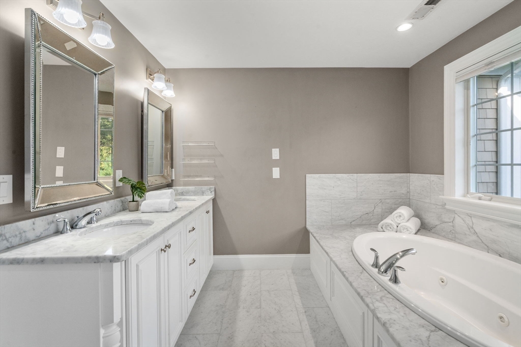 175 Schoolmasters Lane Dedham, MA 02026 - Photo 21 of 42