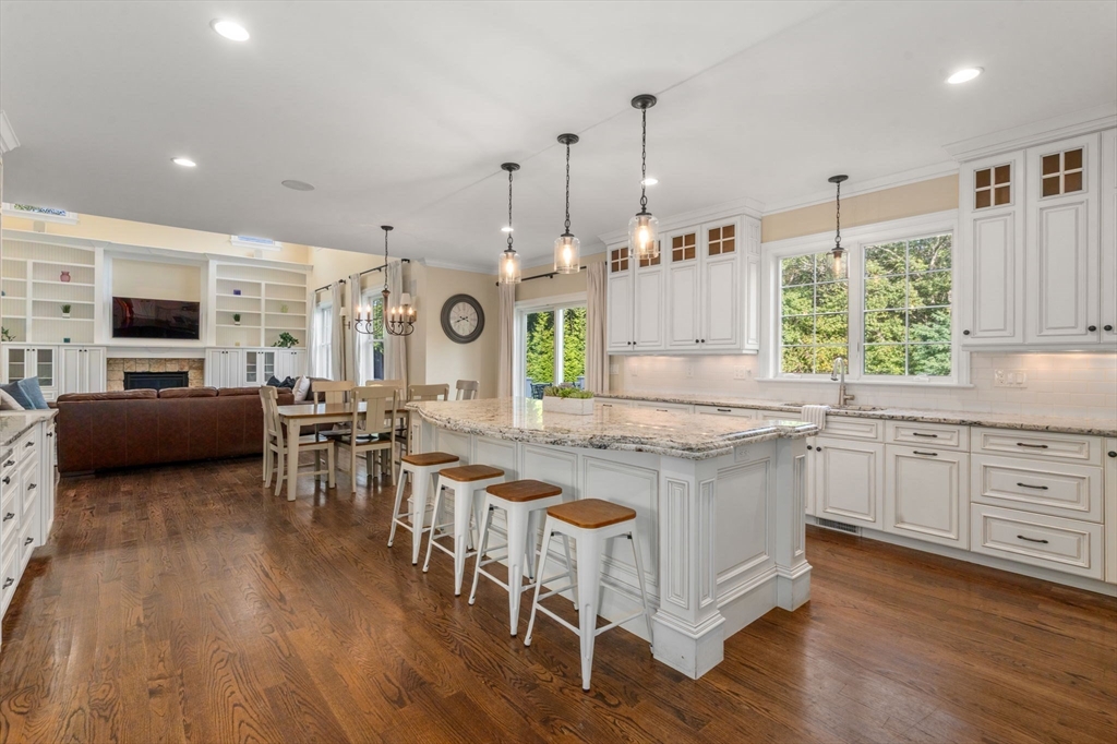 175 Schoolmasters Lane Dedham, MA 02026 - Photo 7 of 42