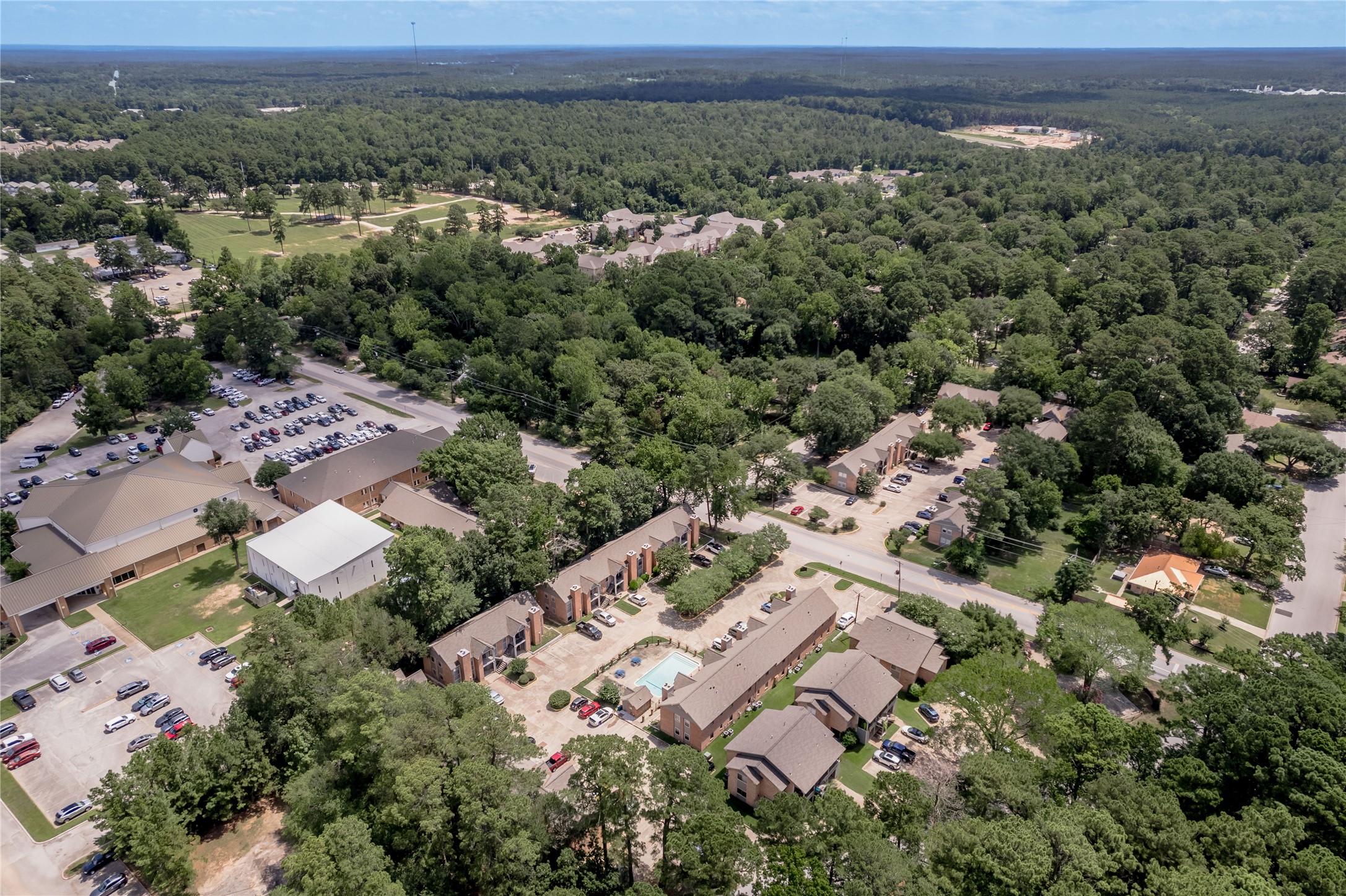 2402 Sycamore Avenue, Unit D6 Huntsville, TX 77340 - Photo 33 of 50