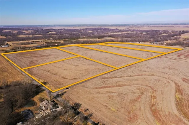 $275,000 | Bogart Road, Sibley, MO 64088