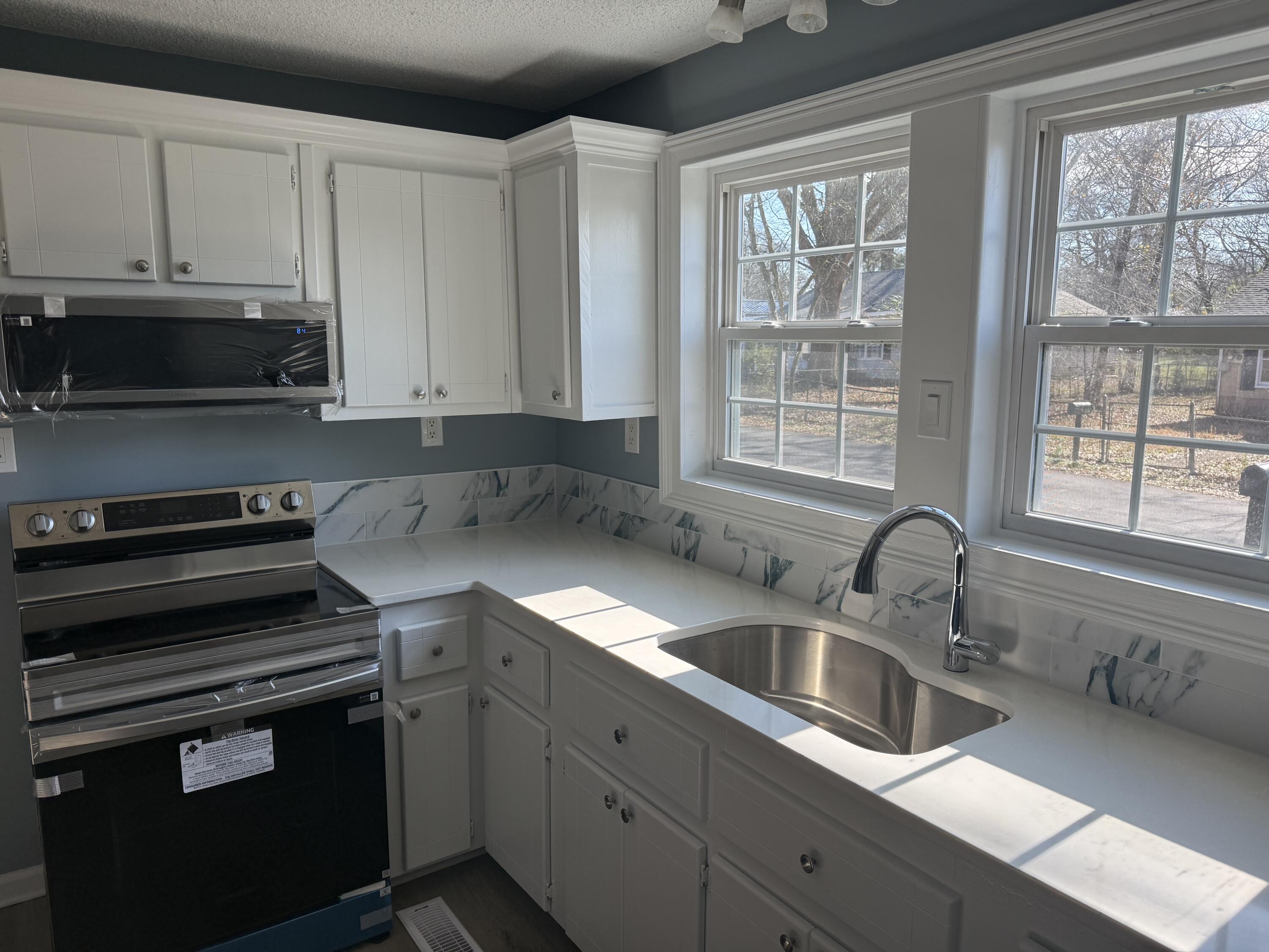 220 Harrell Street Trion, GA 30753 - Photo 5 of 19 IMG_9145