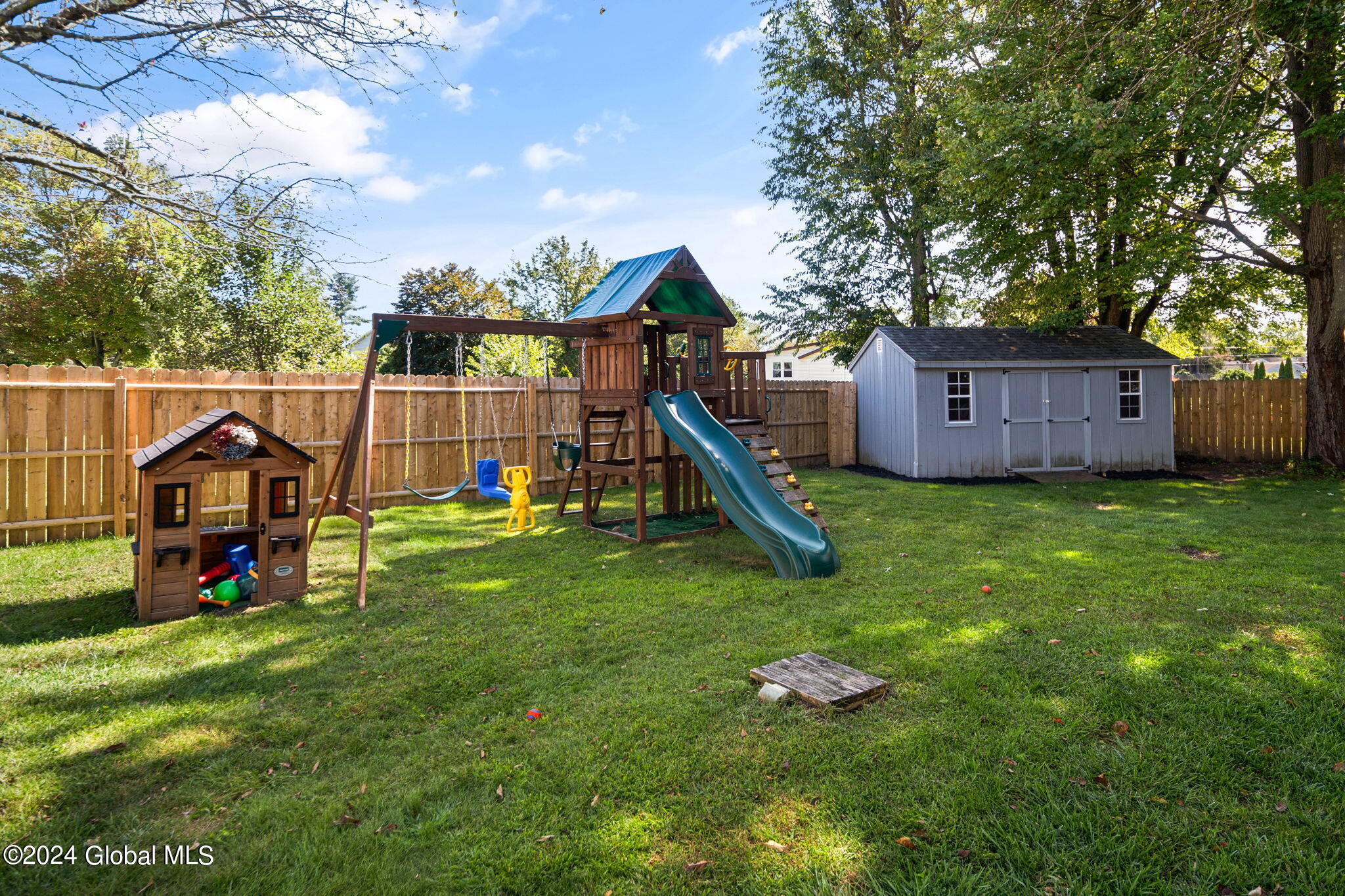 2045 Cardiff Road Schenectady, NY 12303 - Photo 21 of 34 21-web-or-mls-021-2045-cardiff-road-sche