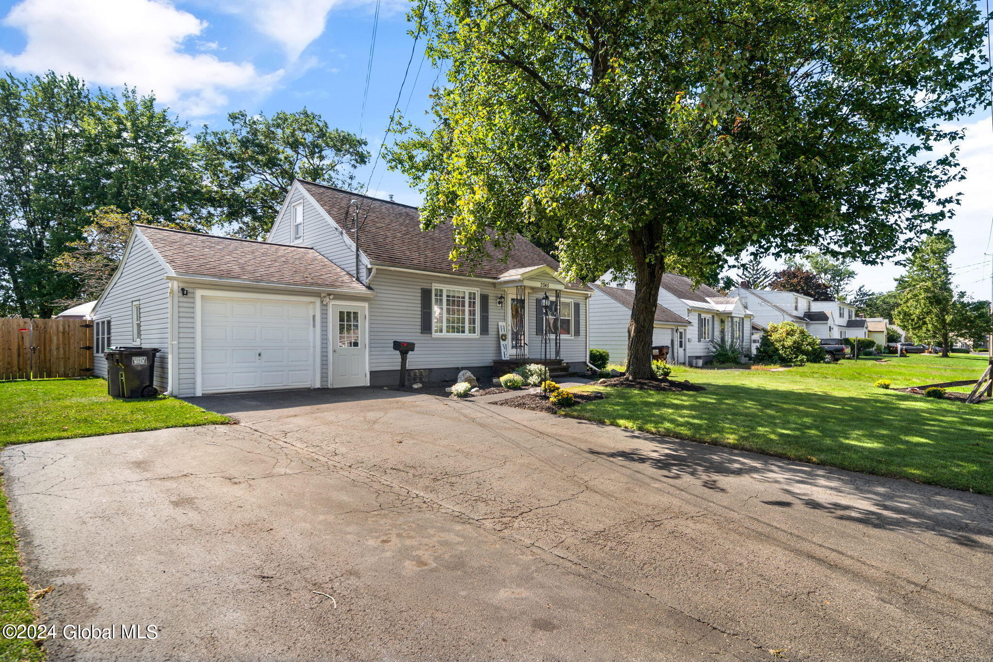 2045 Cardiff Road Schenectady, NY 12303 - Photo 23 of 34 23-web-or-mls-023-2045-cardiff-road-sche