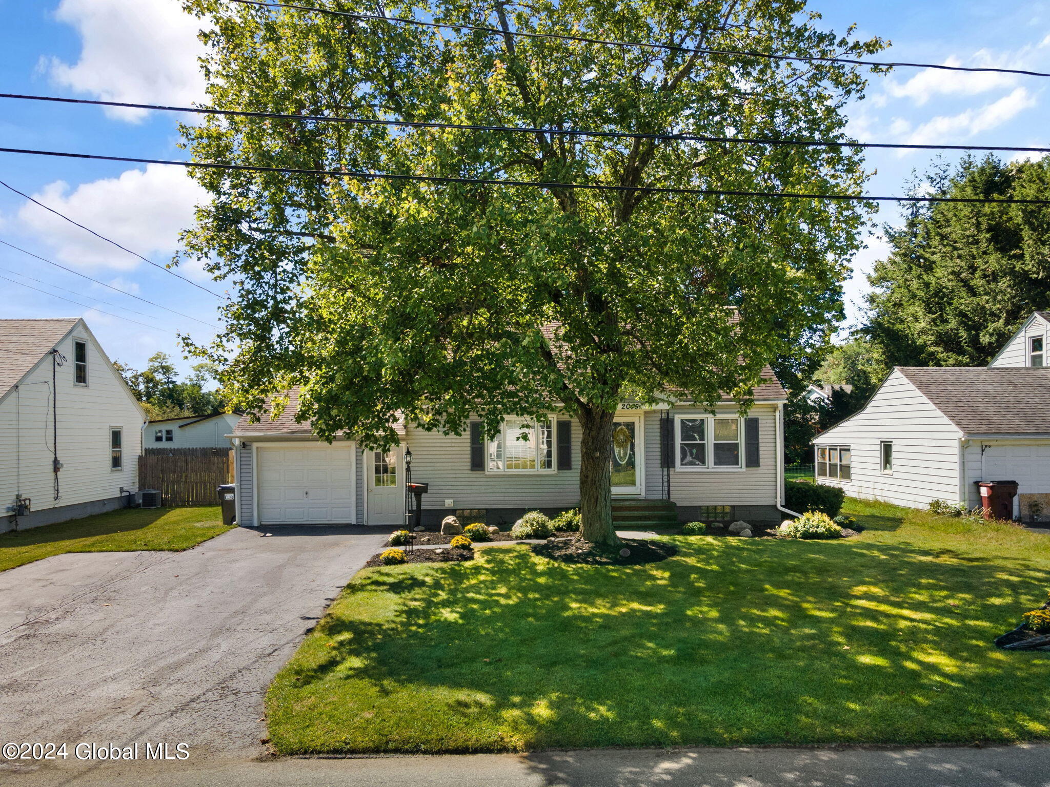2045 Cardiff Road Schenectady, NY 12303 - Photo 26 of 34 26-web-or-mls-026-2045-cardiff-road-sche