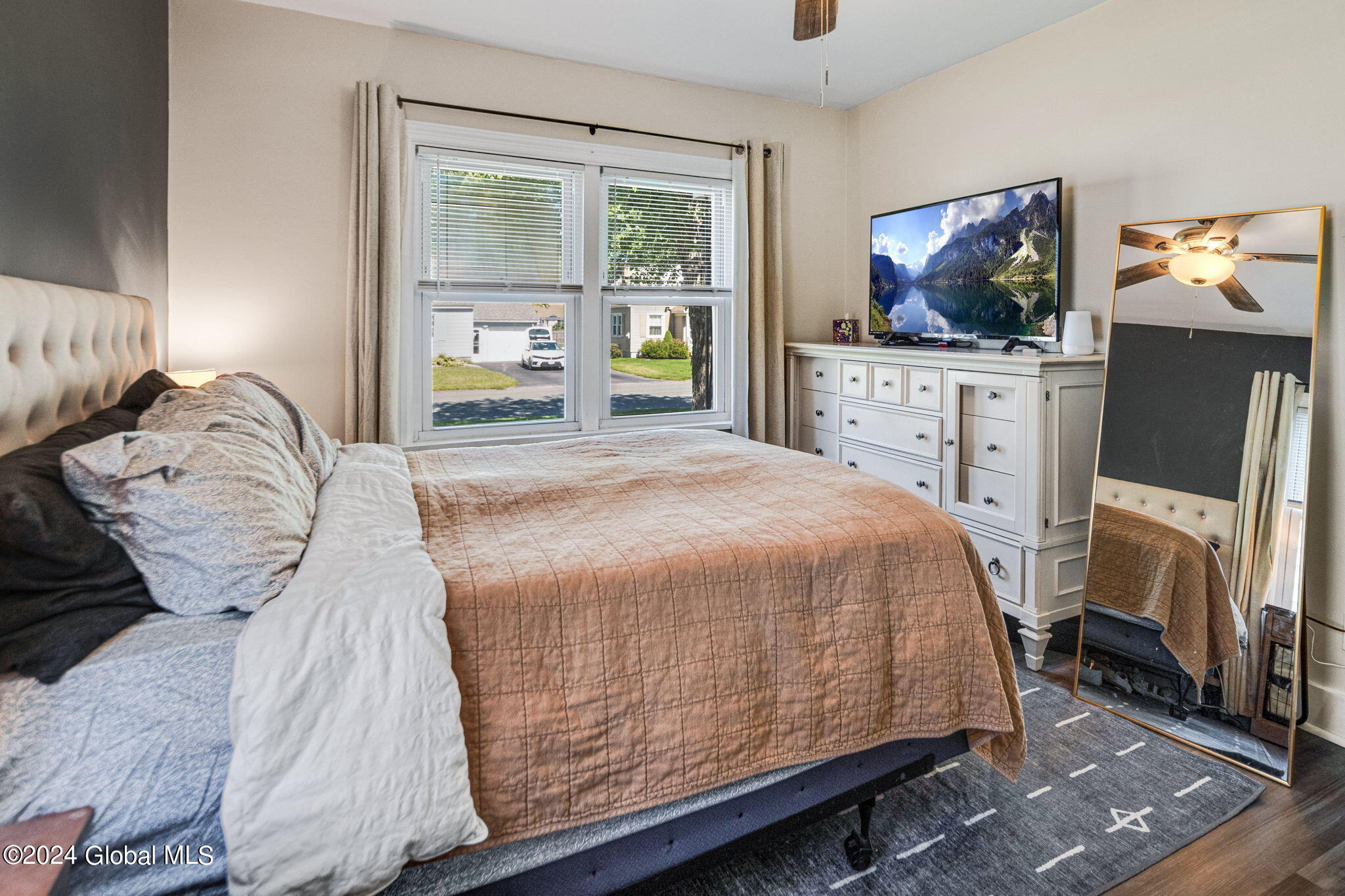 2045 Cardiff Road Schenectady, NY 12303 - Photo 6 of 34 6-web-or-mls-006-2045-cardiff-road-schen