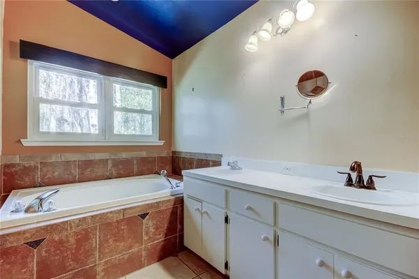 $539,900 | 1795 Bayhill Drive, Oldsmar, FL 34677