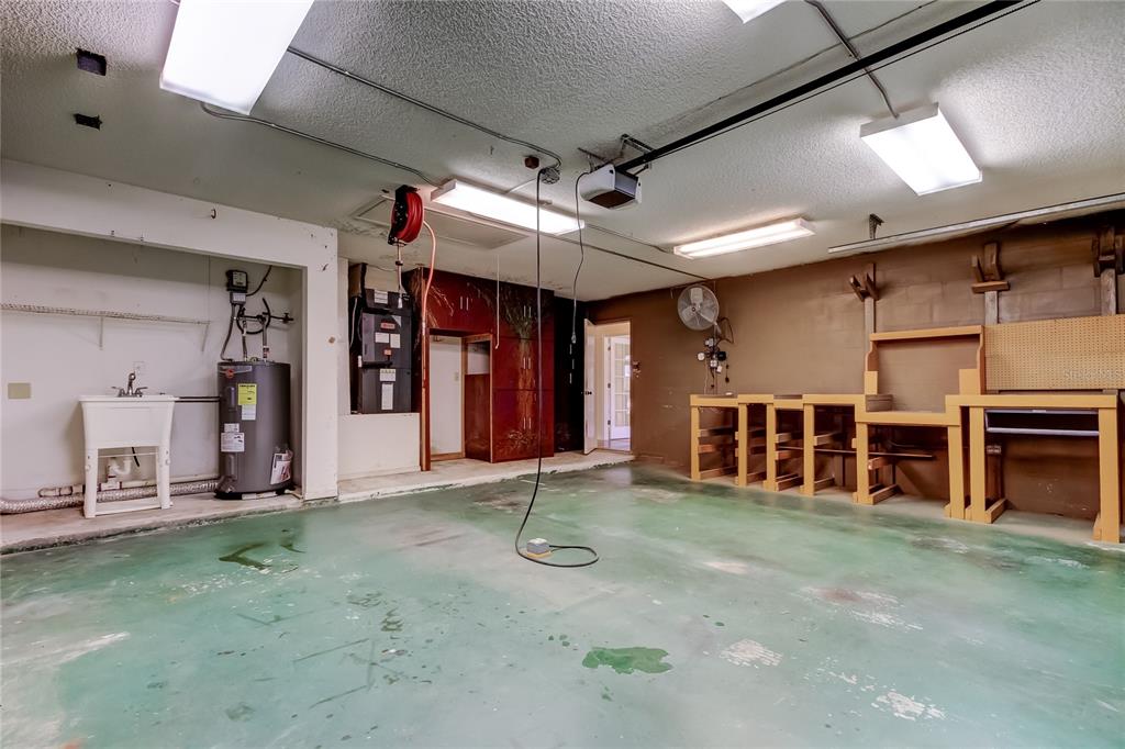 1795 Bayhill Drive Oldsmar, FL 34677 - Photo 39 of 58