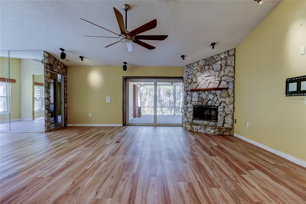 1795 Bayhill Drive Oldsmar, FL 34677 - Photo 9 of 58